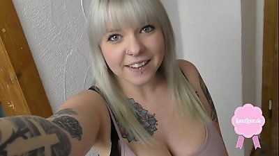 girlfriend in uber-cute dress gets fucked and throated