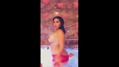 Alexandra Uchi twerk part 2