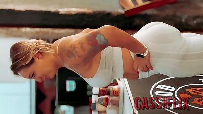 After the gym training without undies I went to take a bathroom with a large man rod private trainer who gave me a lot of cum - accomplish on Cassiflix