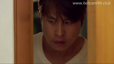 He caught his wifey doing this