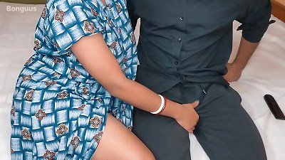 Desi Bhabhi Riya got nailed by Neighbor cuckold on husband