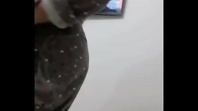 LEAKED HOME movie OF buxomy mother IN PAJAMAS