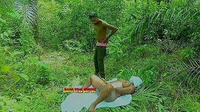 I made her jizz twice loudly in the bush with my large knob porn