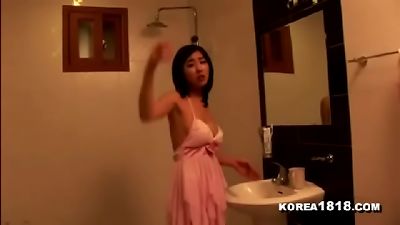 magnificent asian room salon madam gets fucked